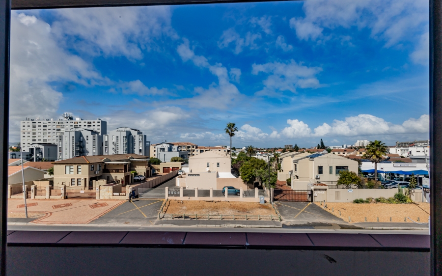 2 Bedroom Property for Sale in Table View Western Cape